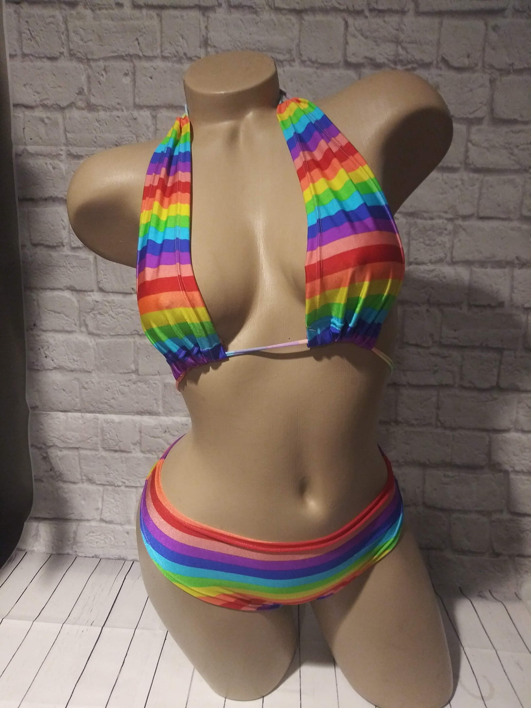 Rainbow Striped Hallter short set